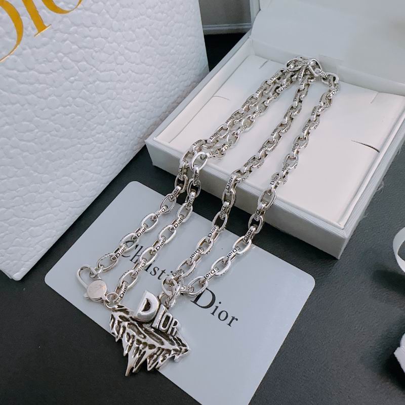 Dior Necklace 04lyr197 (6)